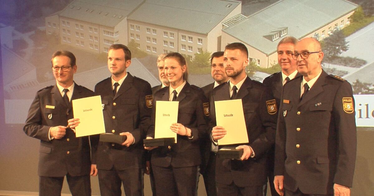 Amberg/SulzbachRosenberg 131 neue Polizeimeister Oberpfalz TV